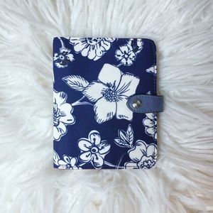 Vera Bradley Midnight Flower Passport Holder